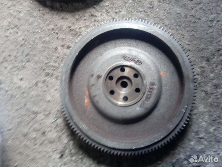 Маховик. Kia Rio 3. Hyundai Solaris