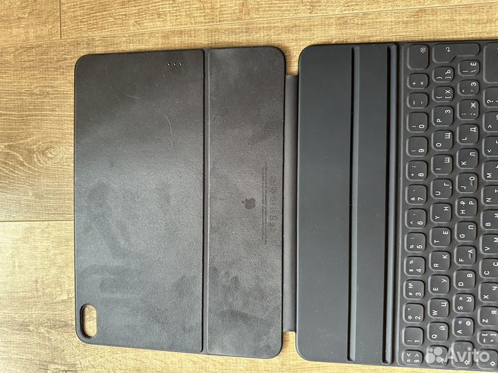 iPad SMART Keyboard