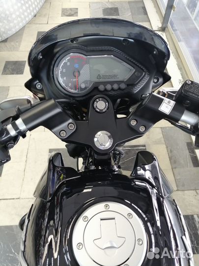 Мотоцикл Bajaj Pulsar 180 DTSi