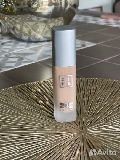 Крем тональный zina 618, тени Nyx