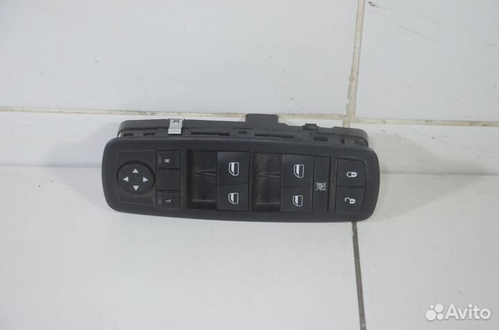 Блок управления стеклоподъемниками Dodge Ram DS/DJ