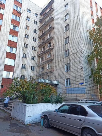 Комната 12,8 м² в 2-к., 1/9 эт.
