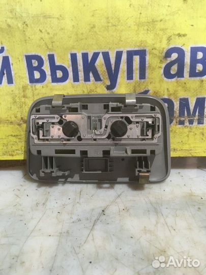 Плафон салонный Toyota Yaris