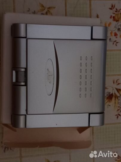 Часы с калькулятором