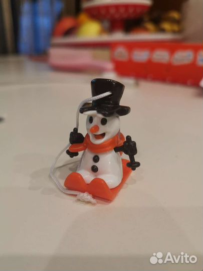 Новогодние игрушки киндер сюрприз