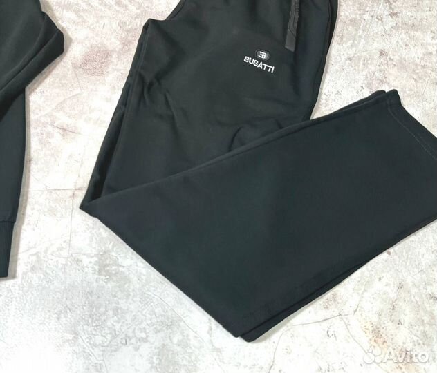 Спортивные костюмы Bugatti