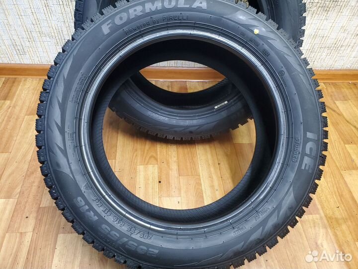 Pirelli Formula Ice 205/55 R16