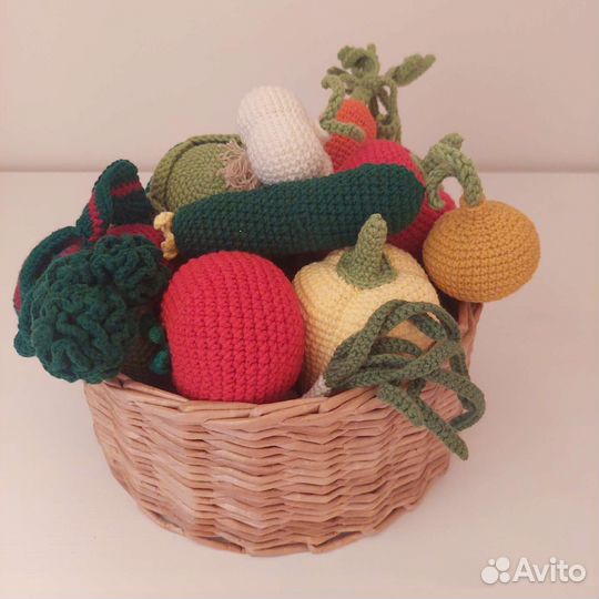Фрукты, овощи вязаные