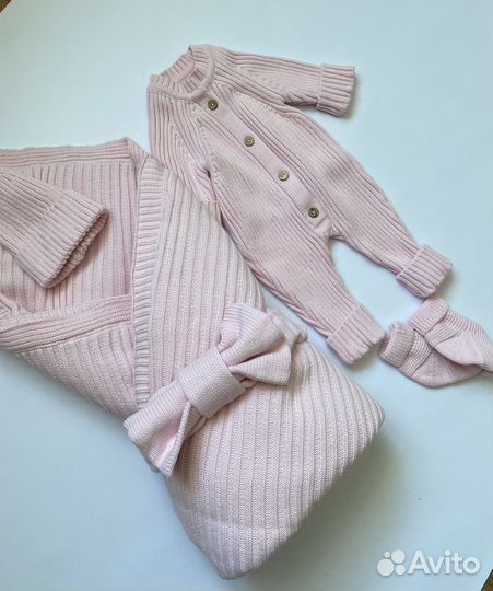 Вязаные комплекты на выписку новые