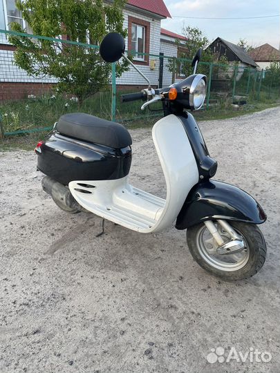 Скутер ретро Honda Giorno