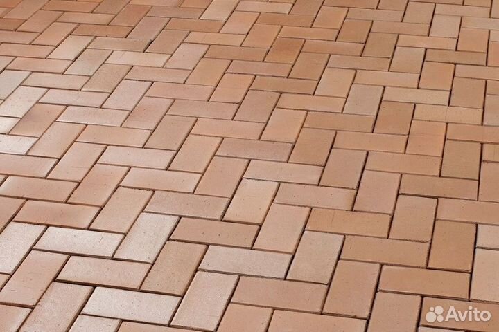 Брусчатка или тротуарная плитка