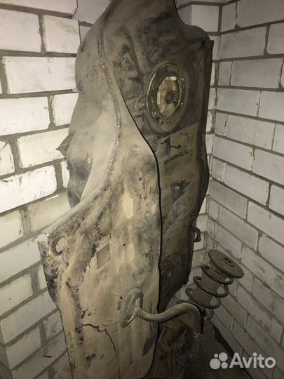 Мерседес s221бензобак с насосами