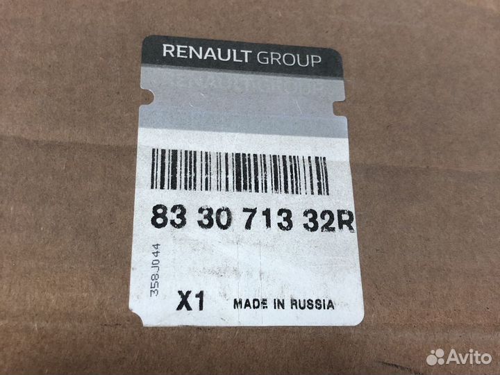 Стекло кузовное глухое левое Renault Duster 2020