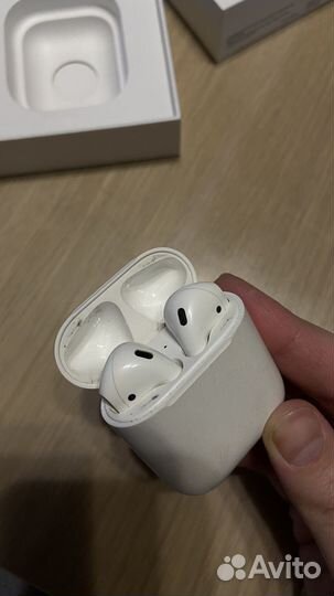 Наушники airpods 1