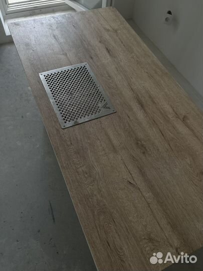 Маникюрный стол бу