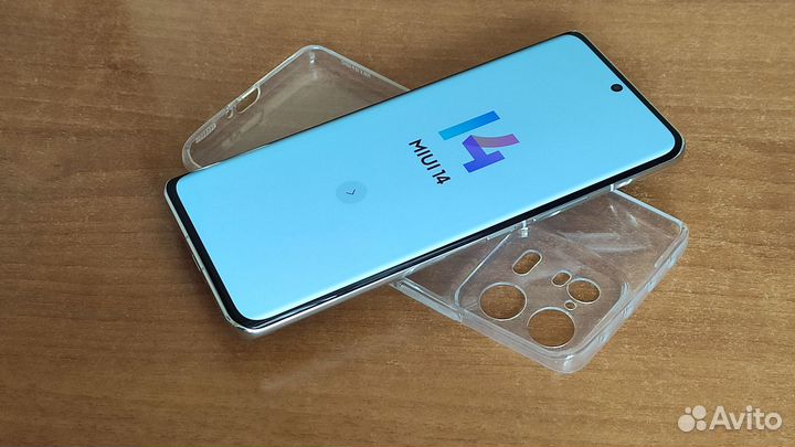 Xiaomi 13 Pro, 12/512 ГБ