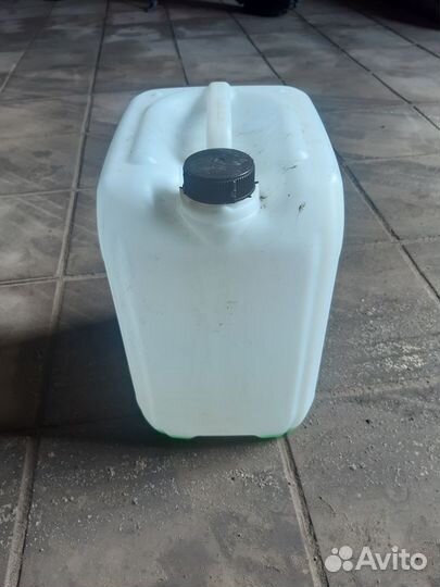 Канистра пластиковая 20 литров
