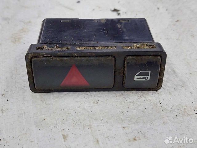 Бмв е46 кнопка аварийки