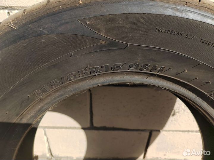 Kumho Touring 793 215/65 R16