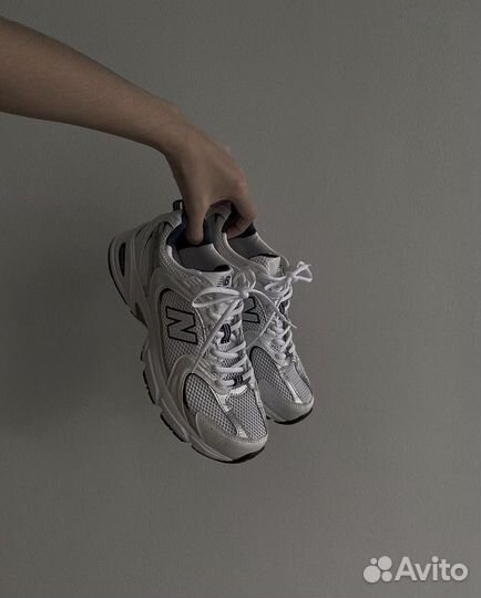 New Balance 530