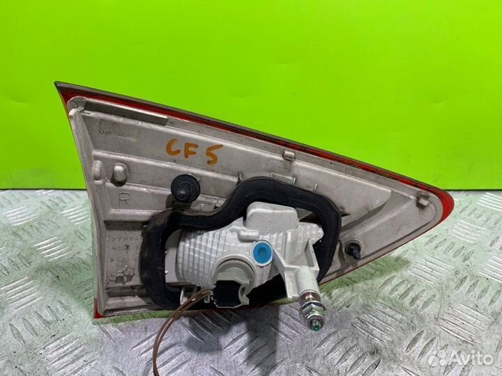 Задний правый фонарь Ford Kuga 2 1906928