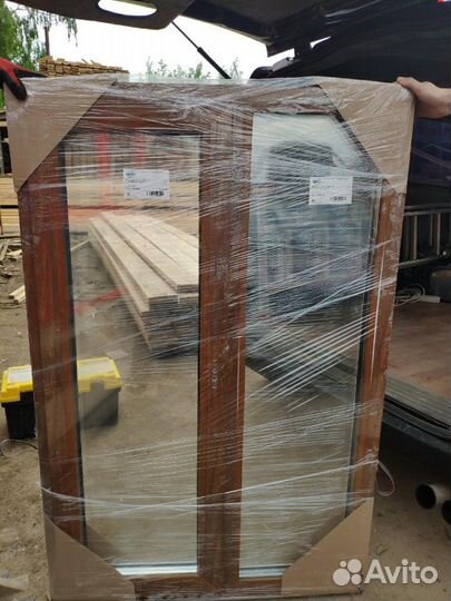 Готовые окна/Алюминиевые окна/Форточка