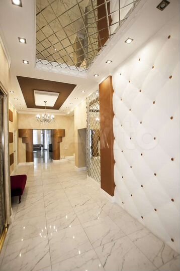 Дом 620 м² на участке 20 сот.