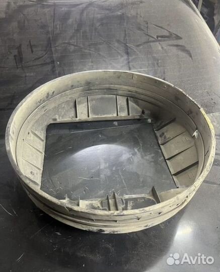 Диффузор Mercedes W124 м102