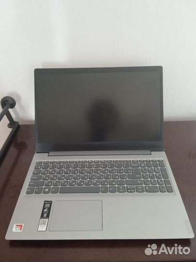 Ноутбук Lenovo s145-15ast