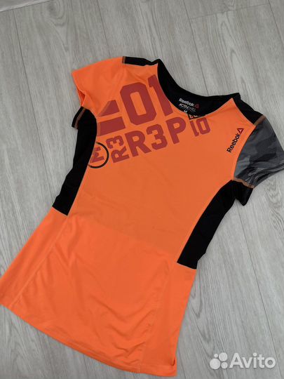 Рашгард reebok женский