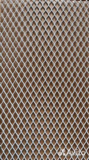 Защитно декоративная решетка в бампер