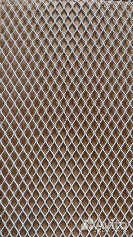 Защитно декоративная решетка в бампер