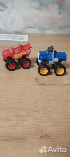 Игрушки Вспыш и Крушила