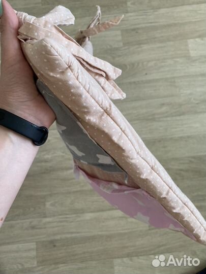 Органайзер (кармашки) на кроватку ручной работы