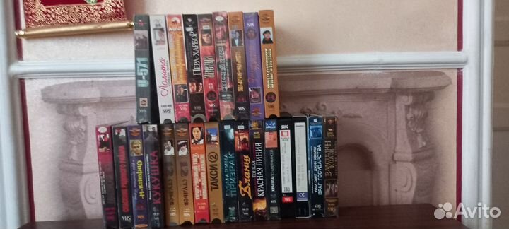 Видеокассеты с фильмами