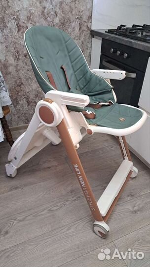 Стульчик для кормления happy baby berny v2