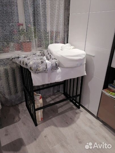 Кровать овальная с маятником