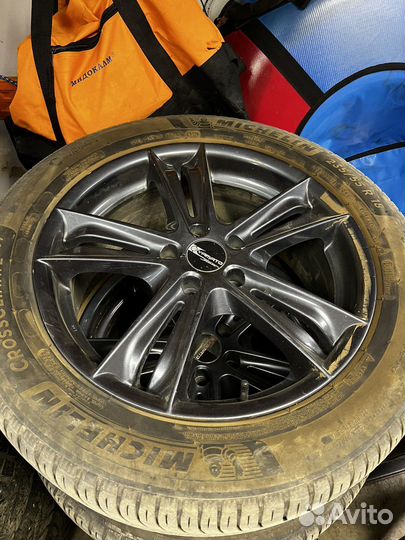 Michelin CrossClimate SUV 235/55 R18