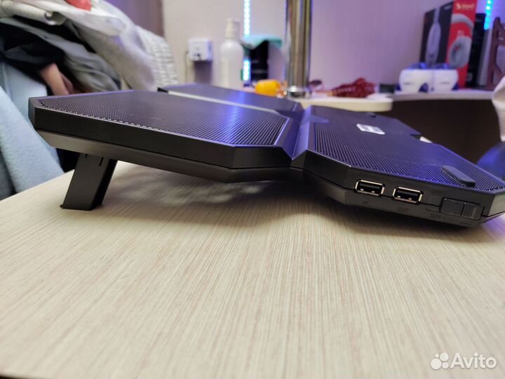 Охлаждающая подставка для ноутбука DeepCool X6