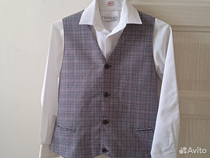 Школьная форма (жилет) для мальчиков