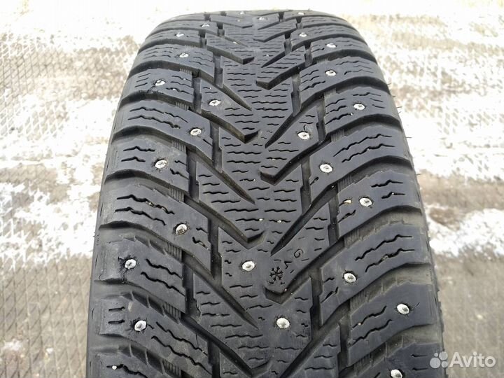 Nokian Tyres Hakkapeliitta 8 SUV 215/65 R17 103T