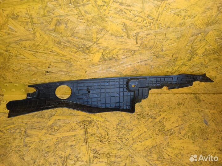 Накладка на крыло передняя левая Chevrolet Cruze