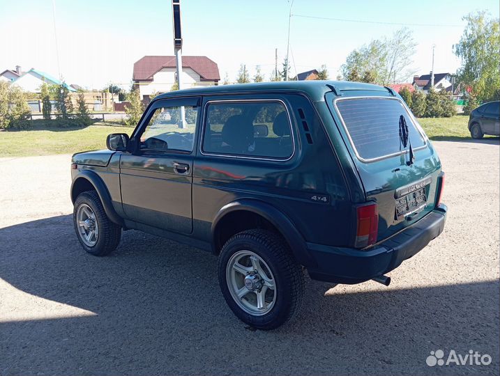 LADA 4x4 (Нива) 1.7 МТ, 2010, 180 000 км