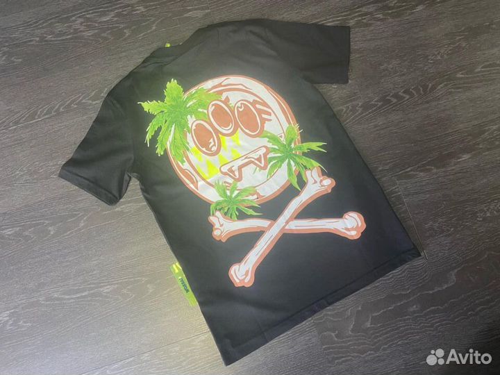 Футболка Barrow