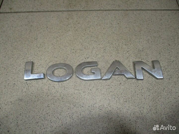 Эмблема Renault Logan II 2014