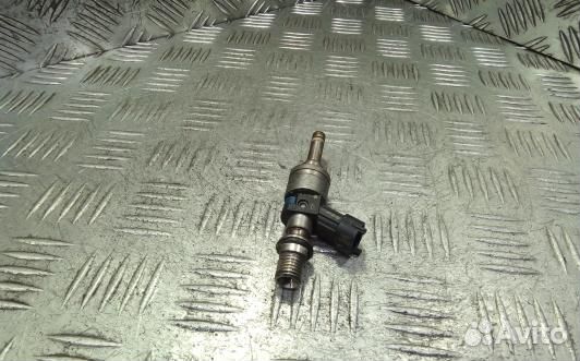 Форсунка бензиновая porsche cayenne 1 (4BA12B703)