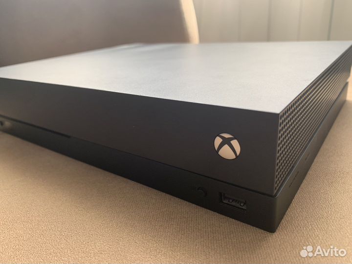 Xbox One X