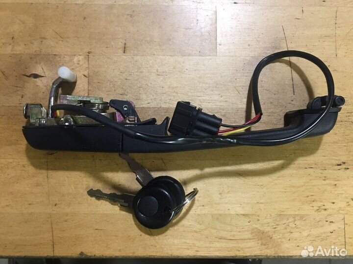 Ручка двери наружняя