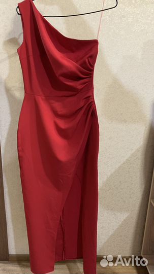 Продам красивое платье р.42