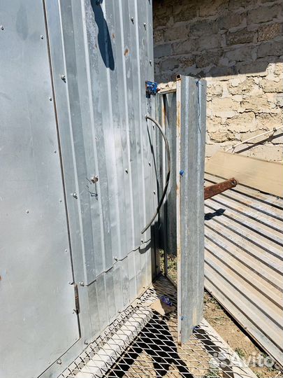 Вагончик бытовка на колесах